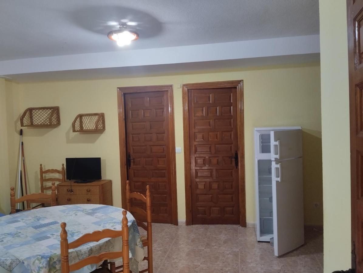 Apartamentos Condado De Miranda Miranda del Castanar Exterior photo